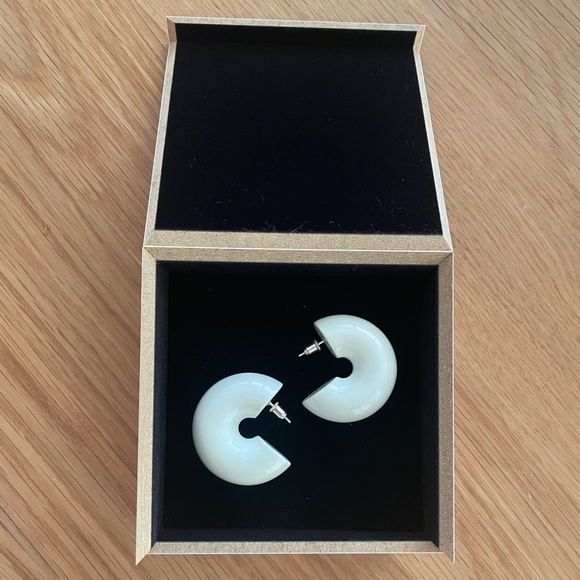 Uncommon Matters Beam Hoops - Picture 4 of 4